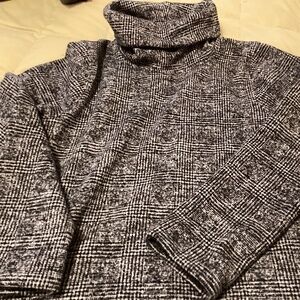 J Crew XL plaid sweater/sweatshirt black and white like new